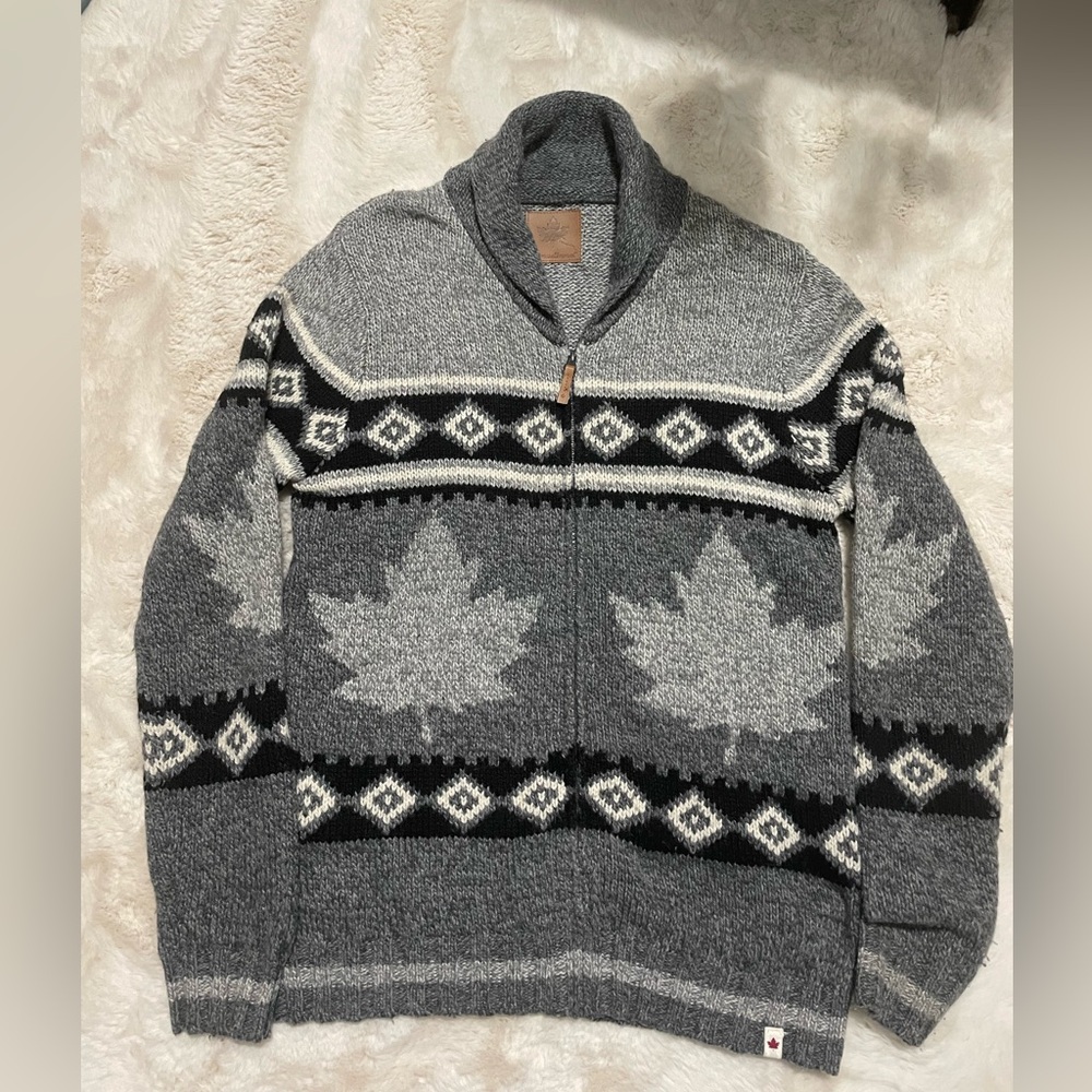 Canadiana Grey Knit Maple Leaf Canada Full Zip Cardigan